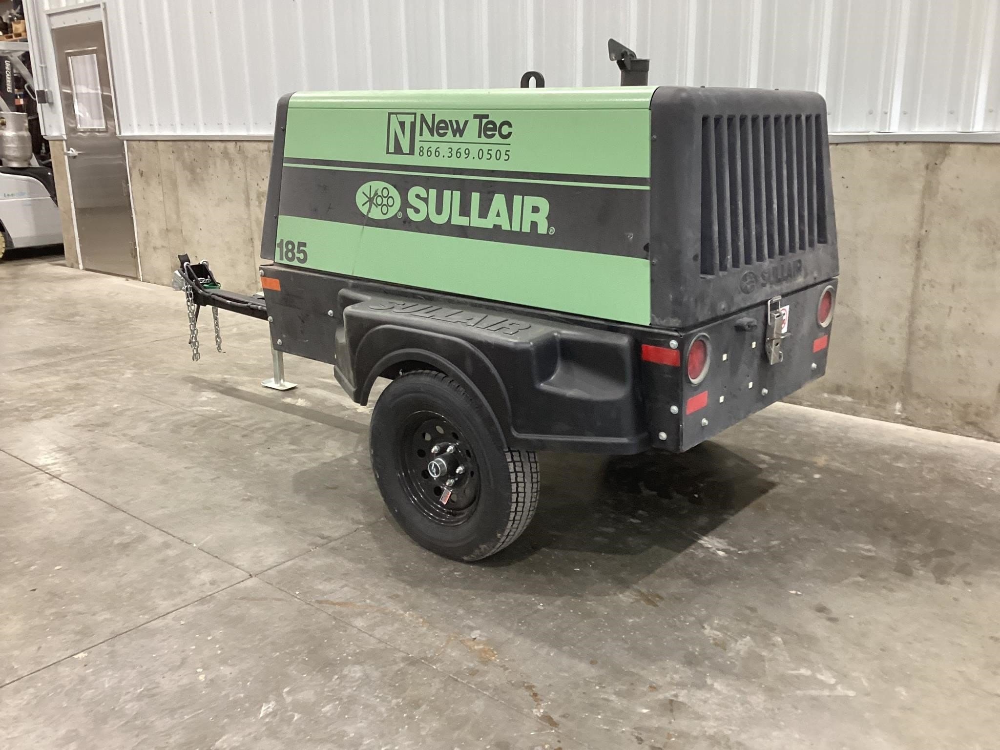 2024 Sullair 185DPQ Equipment Image0