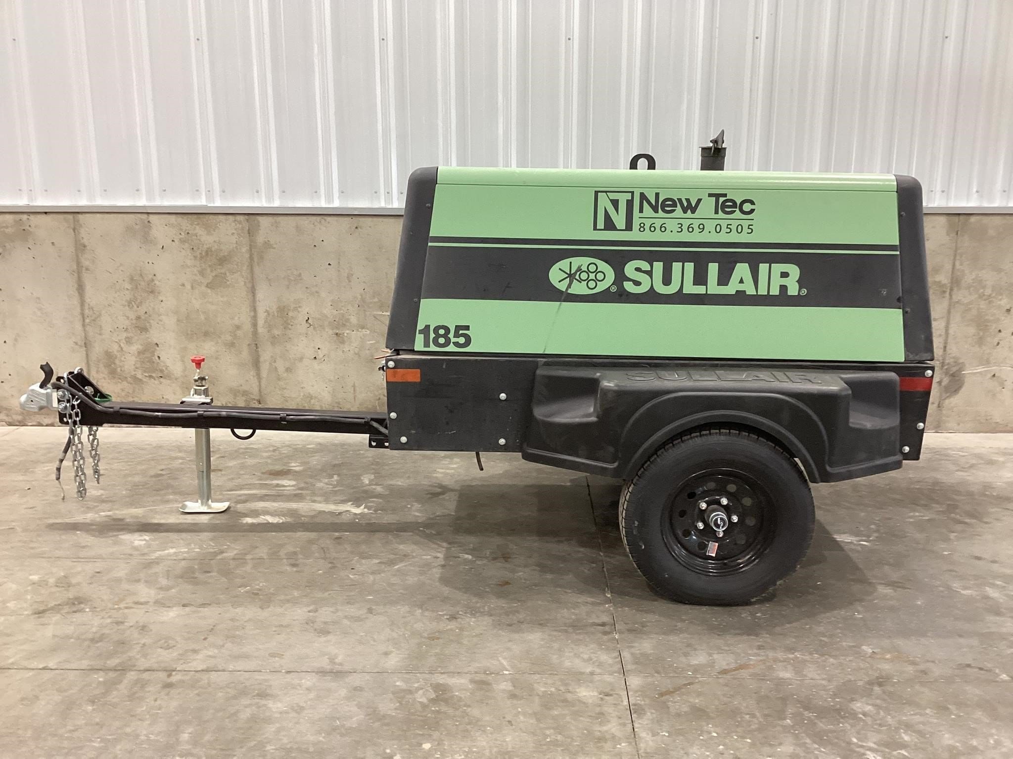 2024 Sullair 185DPQ Equipment Image0