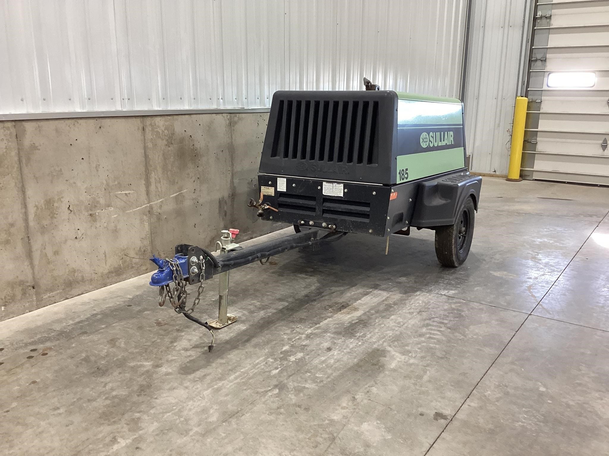 2022 Sullair 185 Equipment Image0