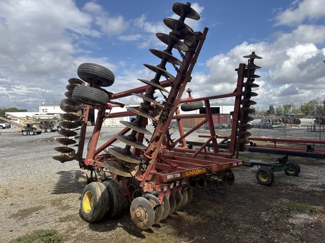 Image of Sunflower 1232-27 equipment image 4