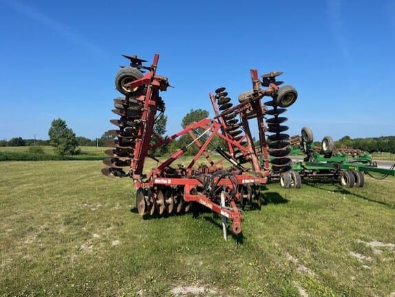 Sunflower 1232 Equipment Image0