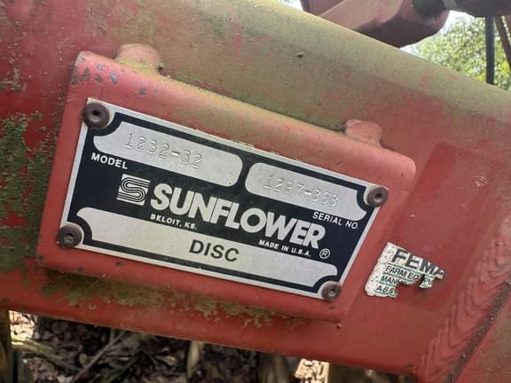 Image of Sunflower 1232 equipment image 4
