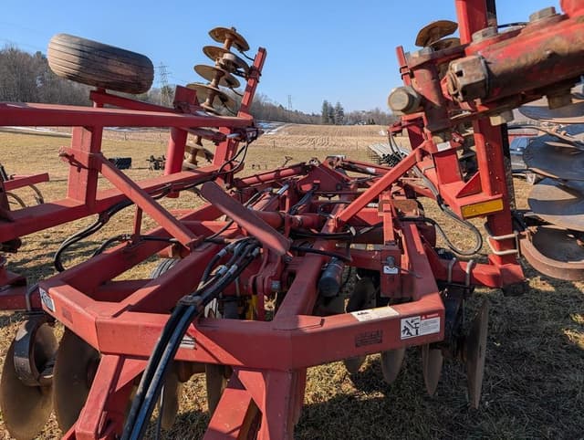 Image of Sunflower 1233 equipment image 3