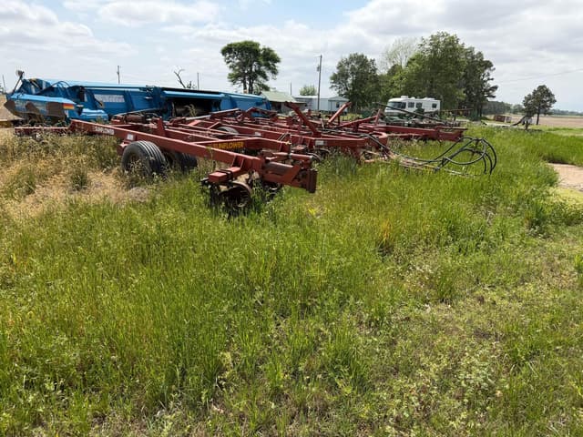 Image of Sunflower 1233-27 equipment image 1