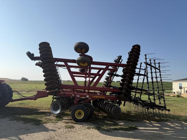 Image of Sunflower 1433 equipment image 1