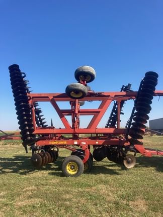 Sunflower 1433-28 Equipment Image0