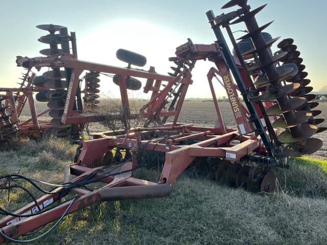 Image of Sunflower 1433-29 equipment image 1