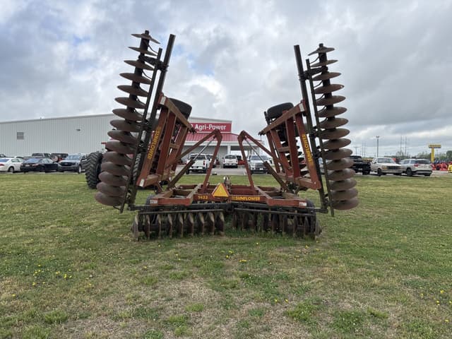 Image of Sunflower 1433-32 equipment image 3