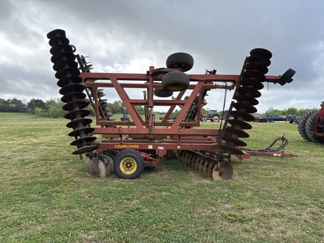 Image of Sunflower 1433-32 equipment image 1