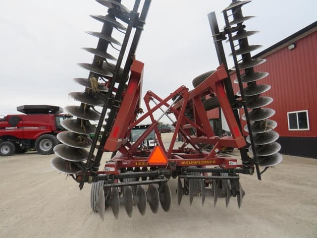 Image of Sunflower 1434 equipment image 4