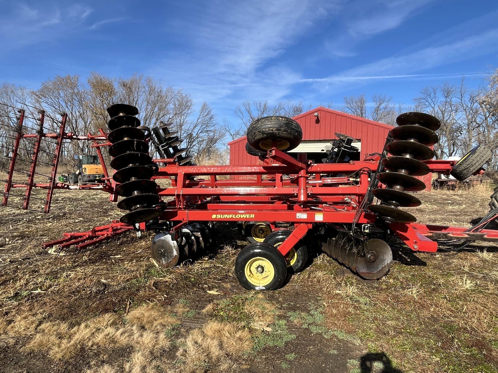 Sunflower 1434 Equipment Image0