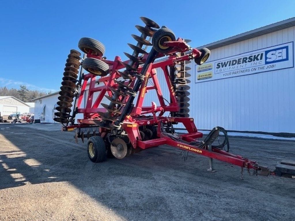 Sunflower 1435-29 Equipment Image0