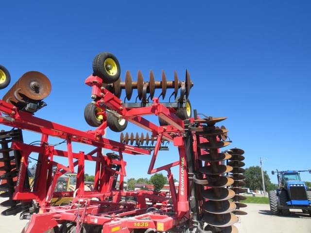 Image of Sunflower 1435 equipment image 1