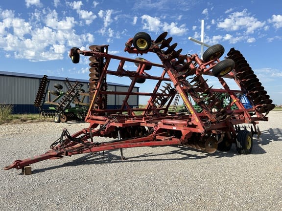 Sunflower 1541-38 Equipment Image0
