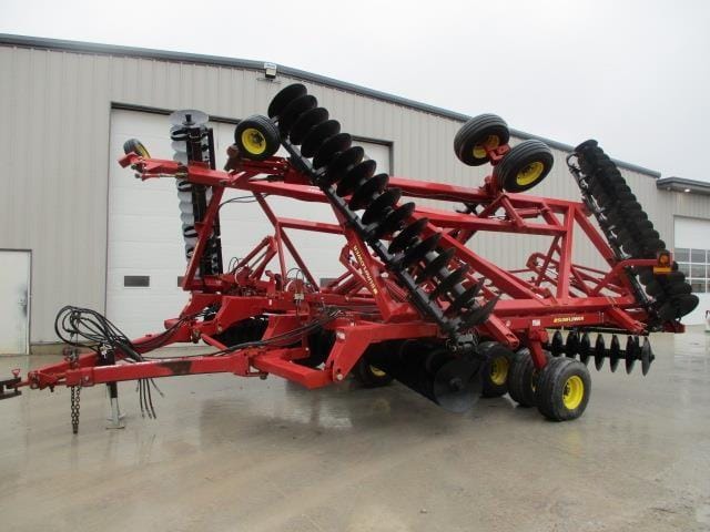 Sunflower 1544-45 Equipment Image0