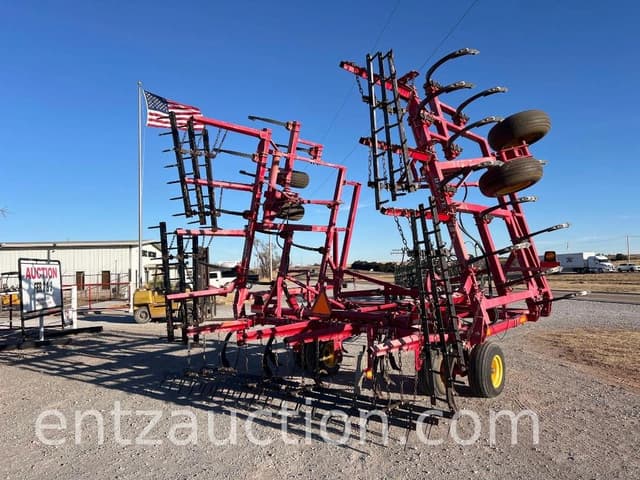 Image of Sunflower 2433 equipment image 3