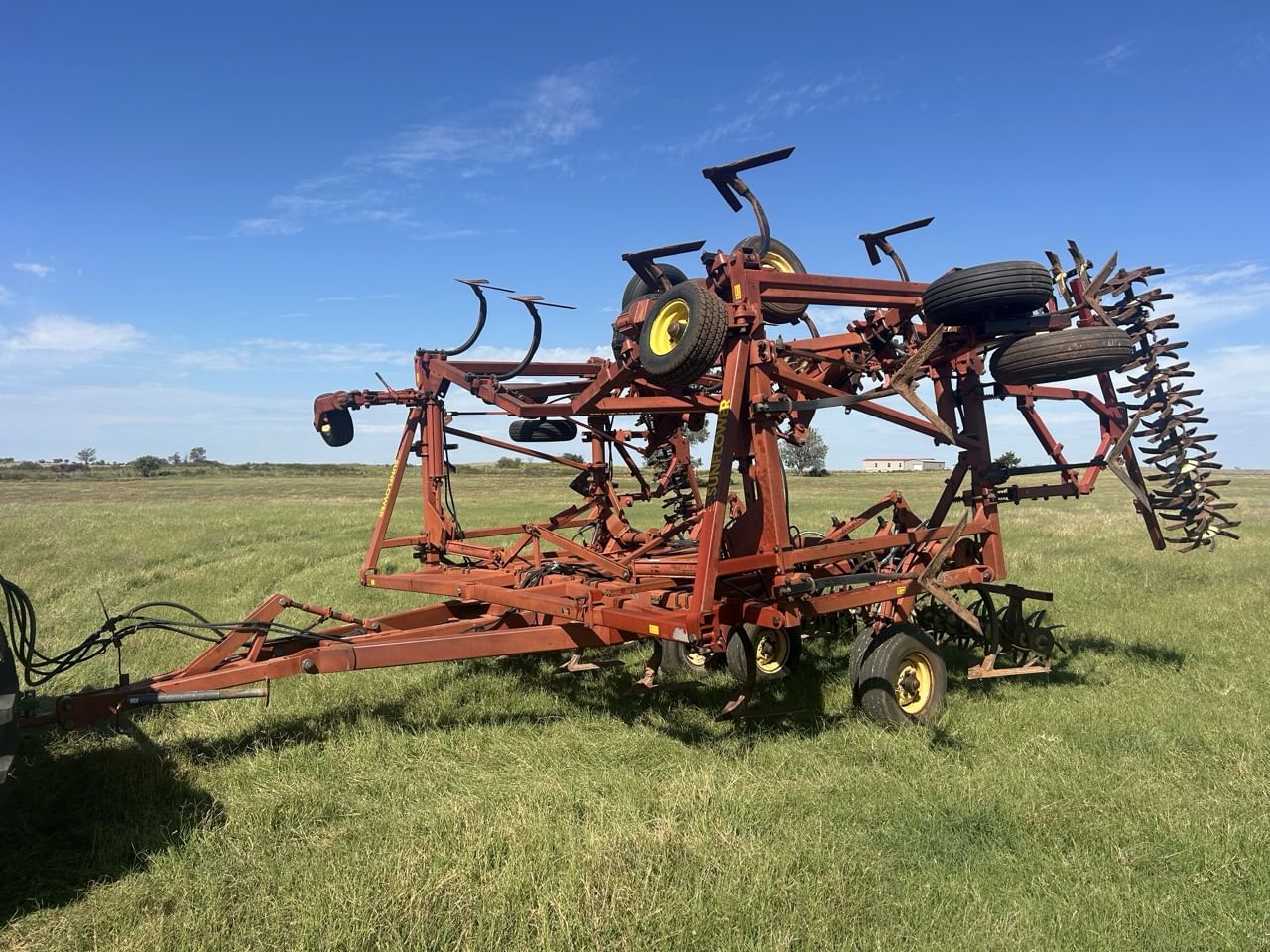 Sunflower 3060-42 Equipment Image0