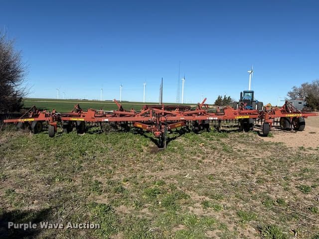 Image of Sunflower 3060 equipment image 1