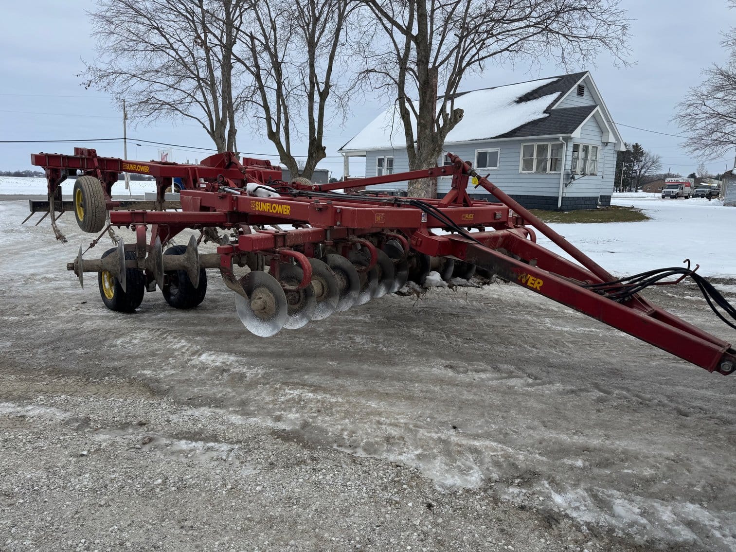 Sunflower 4311-14 Equipment Image0