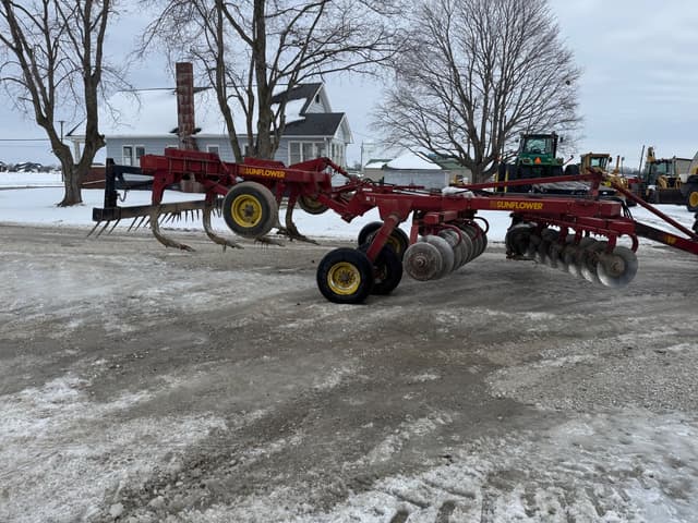 Image of Sunflower 4311-14 equipment image 1