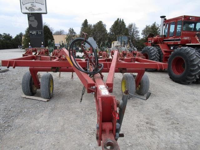 Image of Sunflower 4110 equipment image 1