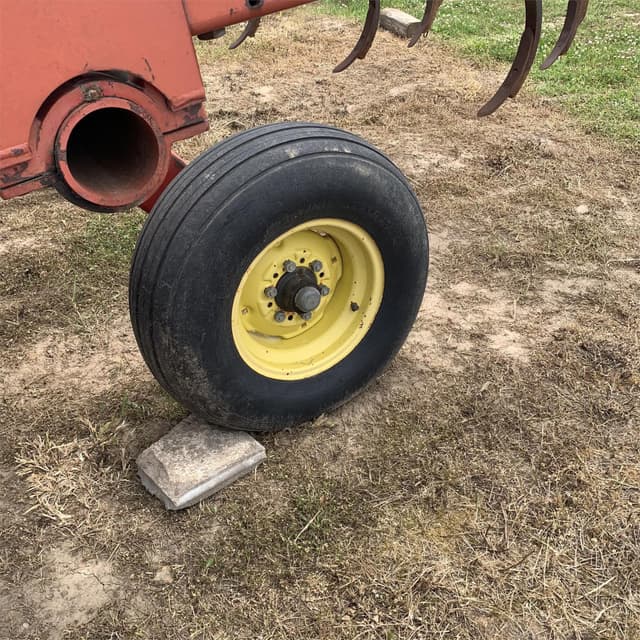 Image of Sunflower 4211-11 equipment image 3