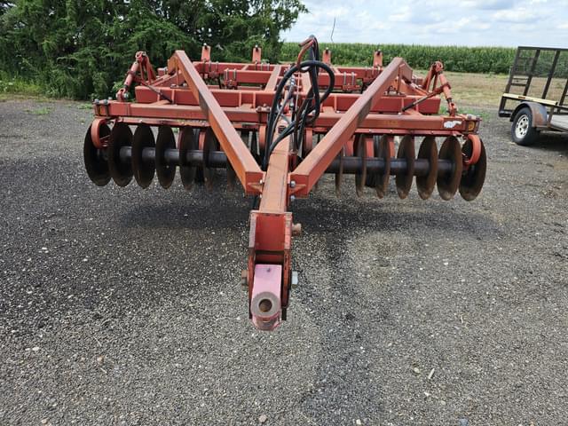 Image of Sunflower 4211 equipment image 2