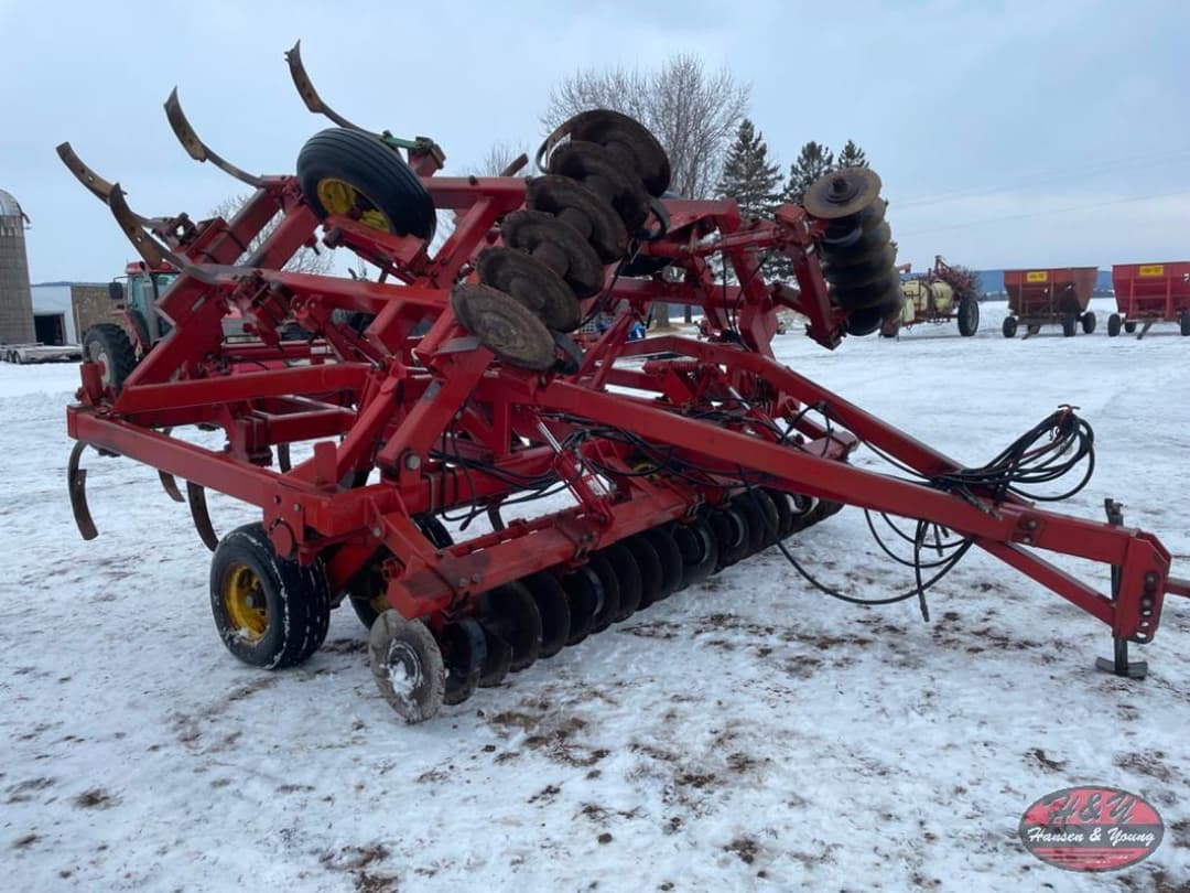 Image of Sunflower 4211 Primary image