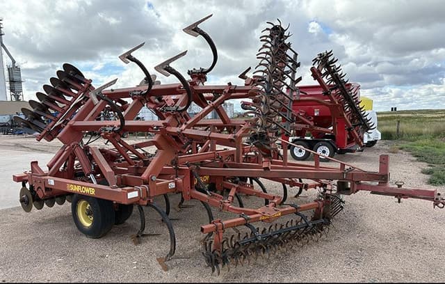 Image of Sunflower 4211-24 equipment image 4