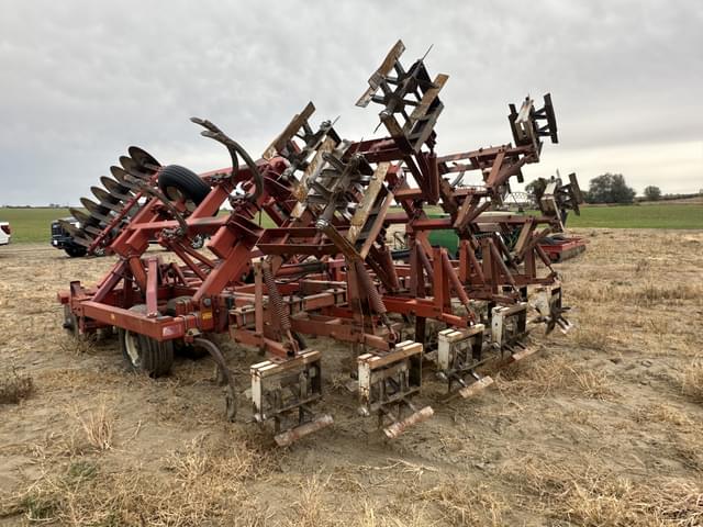 Image of Sunflower 4211-24 equipment image 1