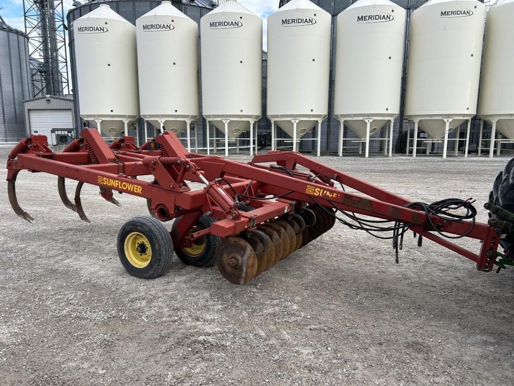 Sunflower 4212-11 Equipment Image0