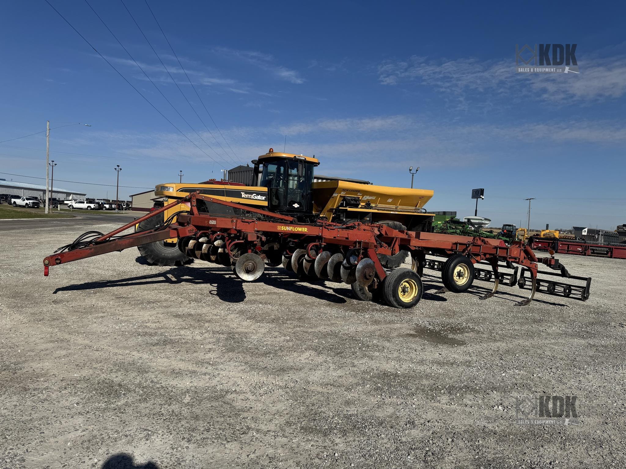 Sunflower 4311-14 Equipment Image0