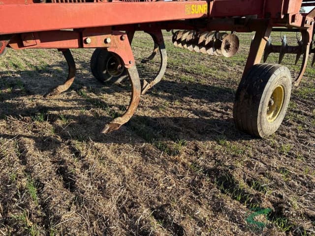 Image of Sunflower 4410-13 equipment image 4