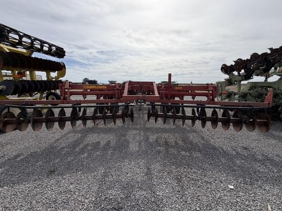 Image of Sunflower 4411-18 equipment image 3