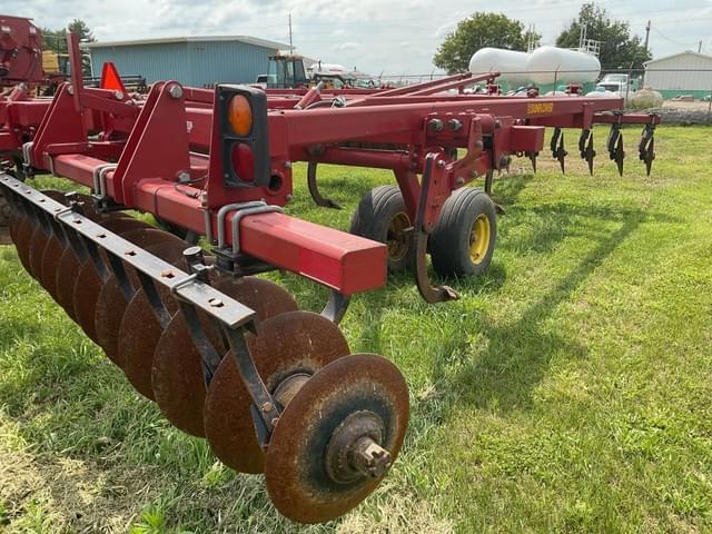 Image of Sunflower 4411 equipment image 4