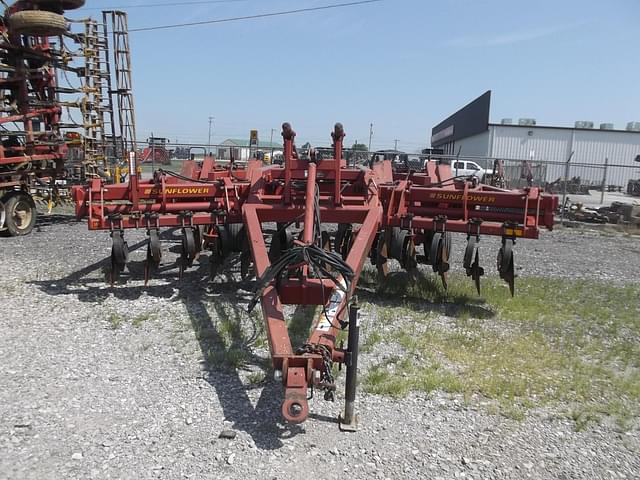Image of Sunflower 4510 equipment image 1