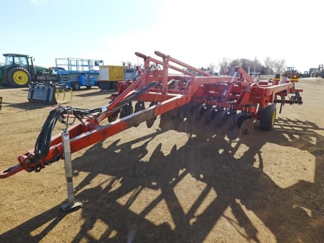 Image of Sunflower 4511 equipment image 4