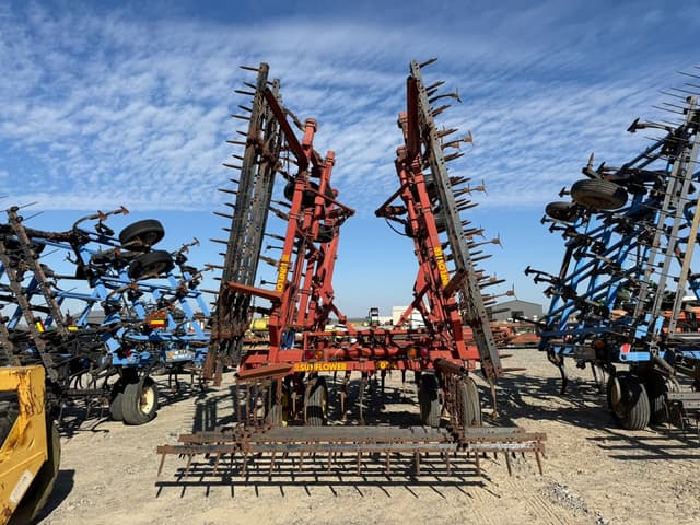 Image of Sunflower 5034 equipment image 4