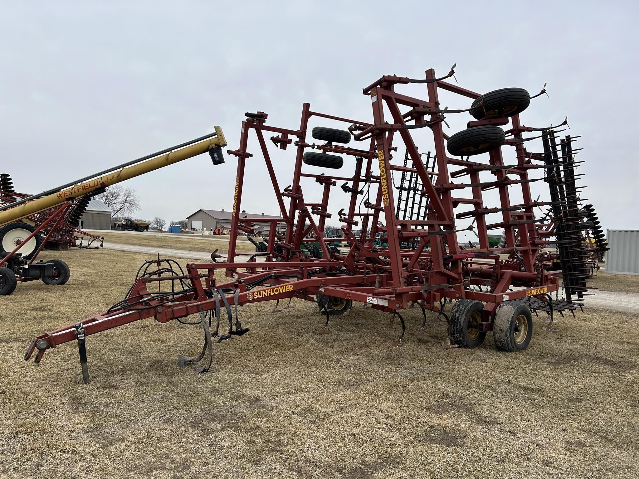 Sunflower 5034 Equipment Image0