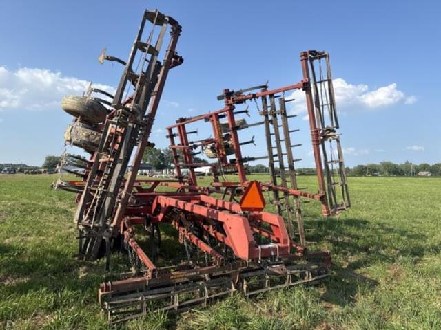 Image of Sunflower 5035 equipment image 2