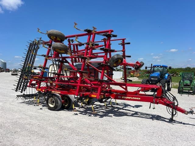 Image of Sunflower 5035-28 equipment image 1
