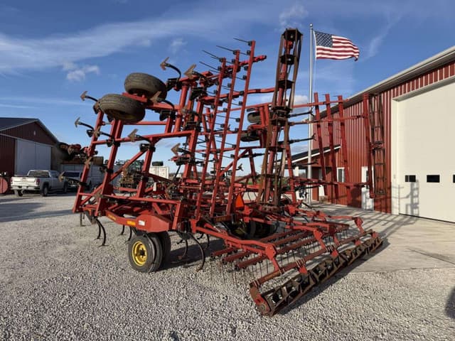 Image of Sunflower 5035 equipment image 3