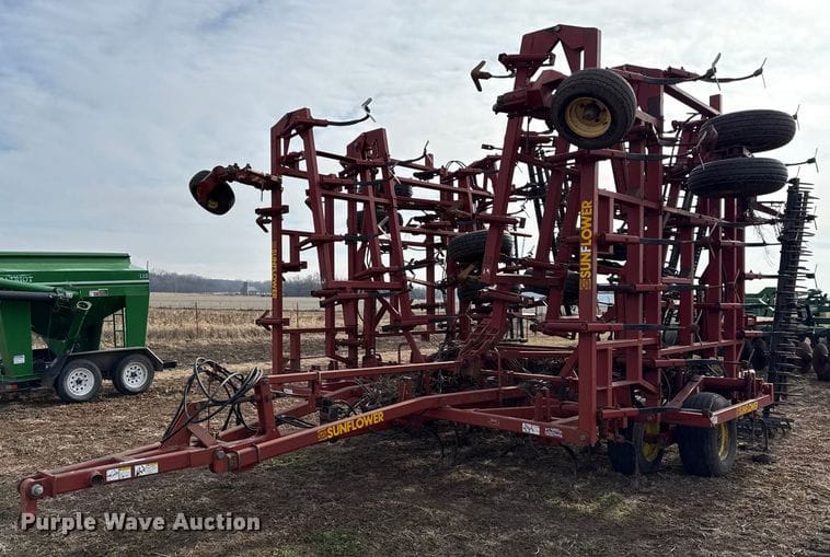 Sunflower 5054-47 Equipment Image0