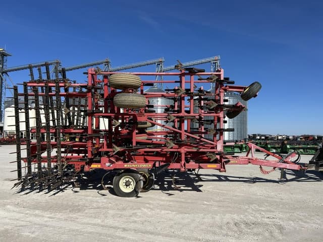 Image of Sunflower 5055-44 equipment image 3