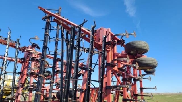 Image of Sunflower 5055 equipment image 4