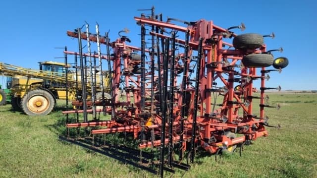 Image of Sunflower 5055 equipment image 3