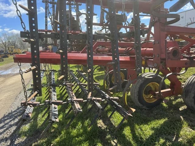 Image of Sunflower 5231 equipment image 4