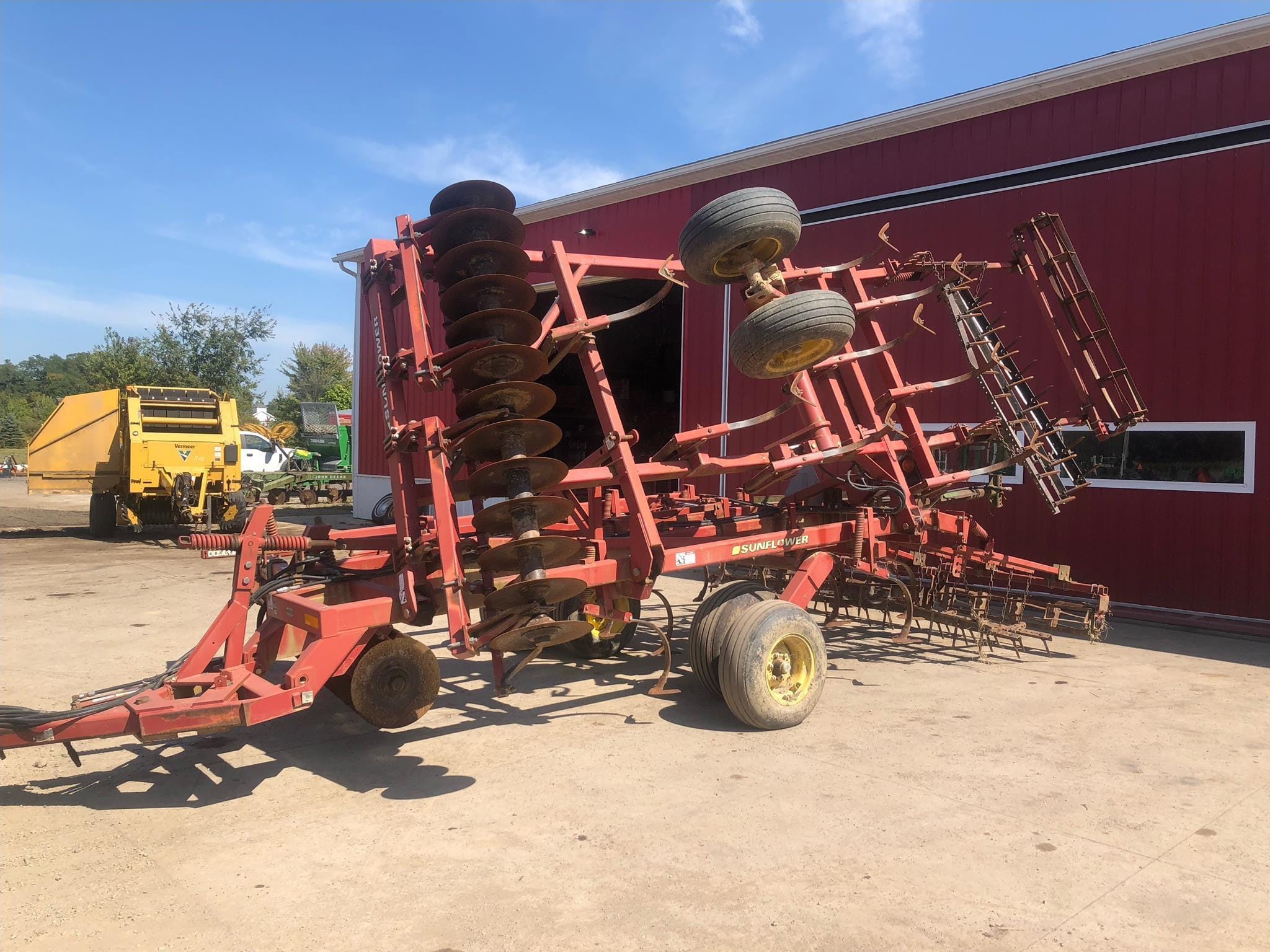 Sunflower 6220-15 Equipment Image0