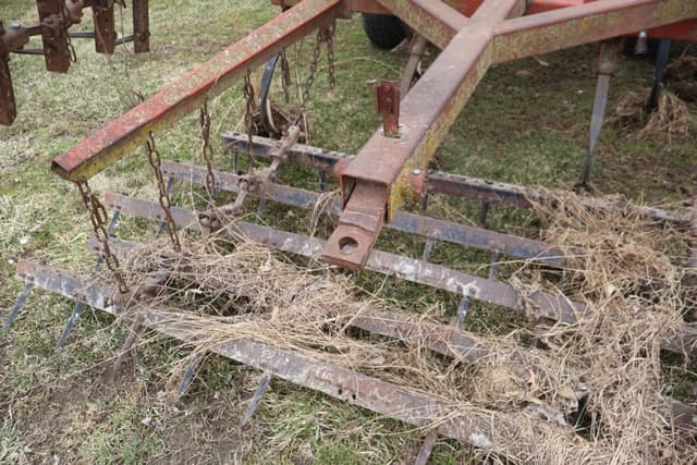 Image of Sunflower 6331 equipment image 4