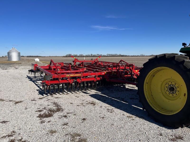 Sunflower 6333 Equipment Image0